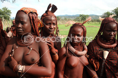 Himba kadınları